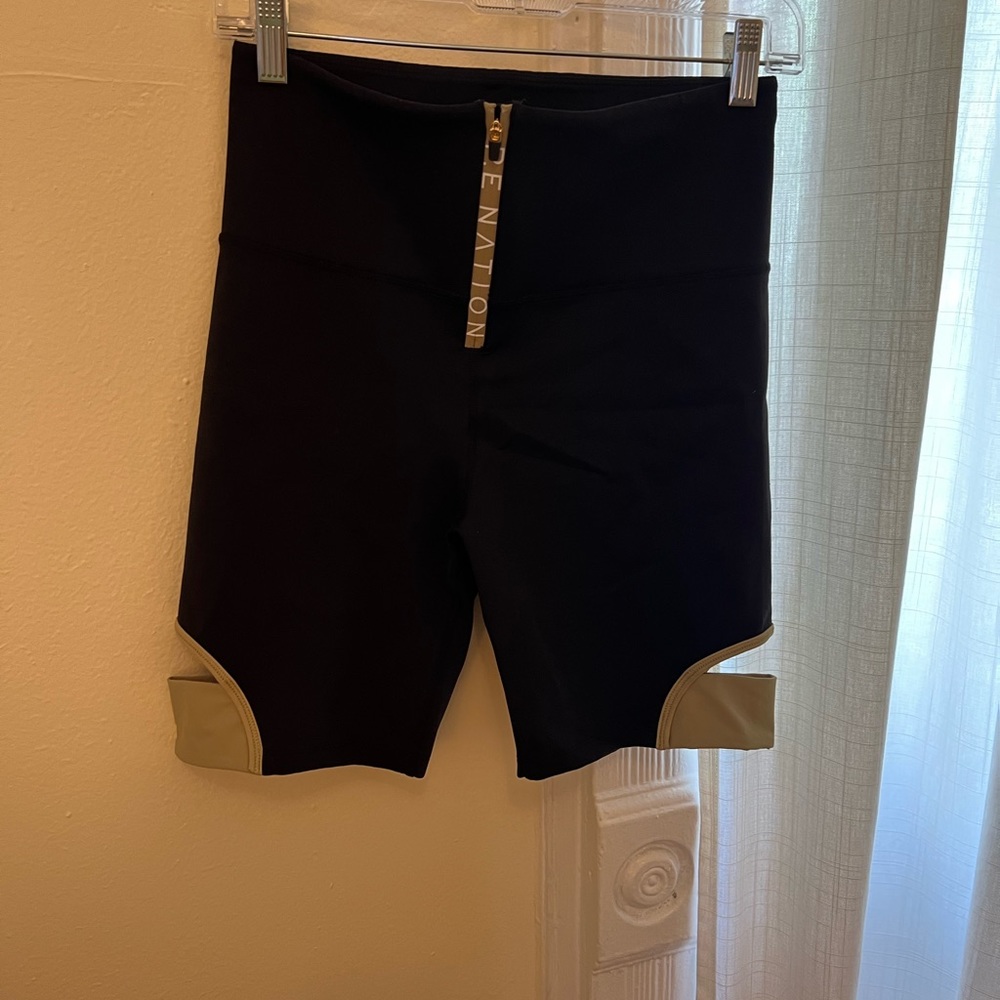 P.E nation front zipper with side detail bike shorts